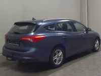 Gebraucht Ford Focus Cool & Connect 120 PS (88 kW) 2020 Chromablau metallic Limousine