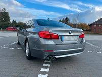 Gebraucht BMW 525 204 PS (150 kW) 2011 Grau Limousine
