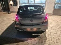 Gebraucht Hyundai i20 86 PS (63 kW) 2014 Kleinwagen