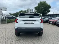 Gebraucht Dacia Duster Essentiel 101 PS (74 kW) 2025 Arktisweiß SUV