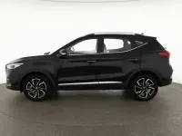 Gebraucht MG ZS Luxury 111 PS (81 kW) 2024 Pebbleblackmet. SUV