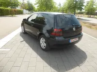Gebraucht VW Golf IV 100 PS (73 kW) 1998 Schwarz Kleinwagen