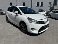Gebraucht Toyota Verso Life 147 PS (108 kW) 2014 Weiß Van / Kleinbus