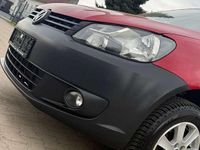 Second-hand VW Caddy 102 CP (75 kW) 2013 Roșu Monovolum