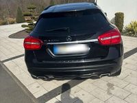 Gebraucht Mercedes GLA220 177 PS (130 kW) 2016 Schwarz SUV