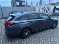 Gebraucht Hyundai i30 GO! 120 PS (88 kW) 2018 Grau Kombi