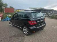 Gebraucht Mercedes B200 140 PS (102 kW) 2009 Schwarz Van / Kleinbus