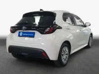 Gebraucht Toyota Yaris Comfort 92 PS (67 kW) 2025 Schneeweiß Kleinwagen