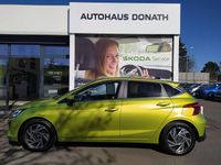 Gebraucht Hyundai i20 Select 84 PS (61 kW) 2023 Lucid lime / met Kleinwagen