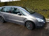 Gebraucht Ford S-MAX Titanium 140 PS (102 kW) 2012 Grau Van / Kleinbus