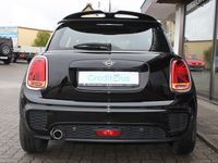 Gebraucht Mini Cooper 136 PS (100 kW) 2019 Schwarz Kleinwagen