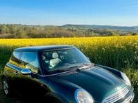 Usata Mini Cooper 116 CV (85 kW) 2004 Verde Utilitaria