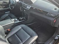 Gebraucht Mercedes E300 231 PS (169 kW) 2011 Schwarz Limousine