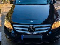 Gebraucht Mercedes B220 170 PS (125 kW) 2014 Schwarz Van / Kleinbus