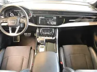 Gebraucht Audi Q8 S-Line 286 PS (210 kW) 2023 Grau SUV