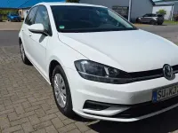 Gebraucht VW Golf VII Trendline 116 PS (85 kW) 2018 Weiß Limousine