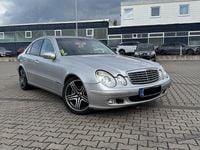 Gebraucht Mercedes E320 204 PS (150 kW) 2004 Silber Limousine