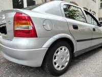 Gebraucht Opel Astra 65 PS (47 kW) 1998 Silber Limousine