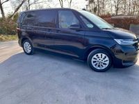 Gebraucht VW Multivan 150 PS (110 kW) 2024 Schwarz Van