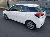 Gebraucht Hyundai i20 Intro Edition 84 PS (61 kW) 2014 Weiß Kleinwagen