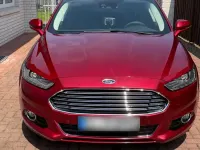 Gebraucht Ford Mondeo Titanium 179 PS (131 kW) 2015 Rot Limousine