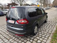 Gebraucht Ford Galaxy Trend 140 PS (102 kW) 2009 Grau Van / Kleinbus
