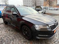 Gebraucht Skoda Superb Ambition 150 PS (110 kW) 2023 Schwarz Kombi