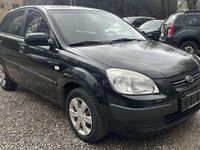 Gebraucht Kia Rio Basis 97 PS (71 kW) 2006 Midnightblack Kleinwagen
