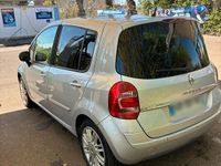 Gebraucht Renault Modus 85 PS (62 kW) 2009 Silber Van / Kleinbus