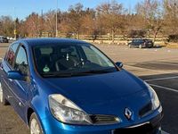Gebraucht Renault Clio II 111 PS (81 kW) 2007 Blau Kleinwagen