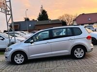 Gebraucht VW Touran 150 PS (110 kW) 2019 Silber Van / Kleinbus