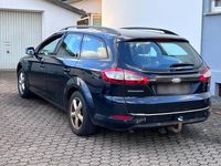 Gebraucht Ford Mondeo 140 PS (102 kW) 2011 Schwarz Kombi