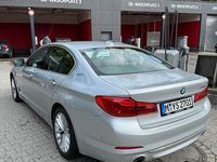 Second-hand BMW 530e iPerformance 252 CP (185 kW) 2017 Argintiu Berlinǎ