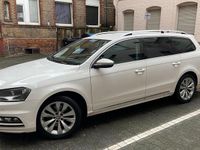 Gebraucht VW Passat R 150 PS (110 kW) 2014 Weiß Kombi