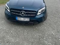 Gebraucht Mercedes GLA250 210 PS (154 kW) 2019 Blau SUV