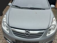 Usado Opel Corsa 80 HP (58 kW) 2007 Cinzento Sedan