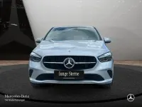 Gebraucht Mercedes B200 Advanced Plus 163 PS (119 kW) 2025 Silber Van / Kleinbus