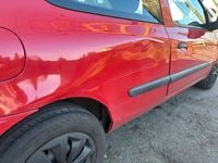 Gebraucht Renault Clio II Campus 58 PS (42 kW) 2010 Rot Kleinwagen