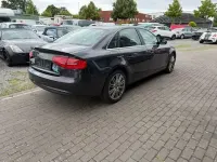 Gebraucht Audi A4 Attraction 170 PS (125 kW) 2013 Grau Limousine