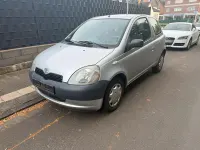 Gebraucht Toyota Yaris Eco 68 PS (50 kW) 2000 Silber Kleinwagen
