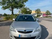 Gebraucht Opel Astra 160 PS (117 kW) 2011 Silber Coupé