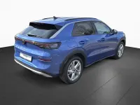 Gebraucht VW T-Roc Life 150 PS (110 kW) 2026 Celestial blue metallic SUV