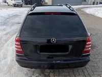 Gebraucht Mercedes C230 204 PS (150 kW) 2005 Andere farben Kombi
