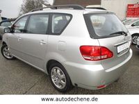 gebraucht Toyota Avensis Verso 2.0 Linea Sol, AHK LPG (100L-Tank)