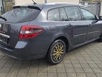 Gebraucht Renault Laguna III Dynamique 110 PS (80 kW) 2010 Schwarz Kombi