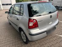 Gebraucht VW Polo 55 PS (40 kW) 2002 Silber Kleinwagen