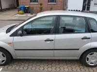Gebraucht Ford Fiesta 60 PS (44 kW) 2003 Silber Kleinwagen