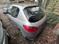 Gebraucht Peugeot 206 Premium 90 PS (66 kW) 2000 Limousine