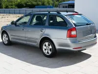 Gebraucht Skoda Octavia Ambition 140 PS (102 kW) 2012 Grau Limousine