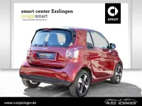 Gebraucht Smart ForTwo Coupé Passion 60 kW (82 PS) 2024 Bodypanels in carmine red (met Kleinwagen